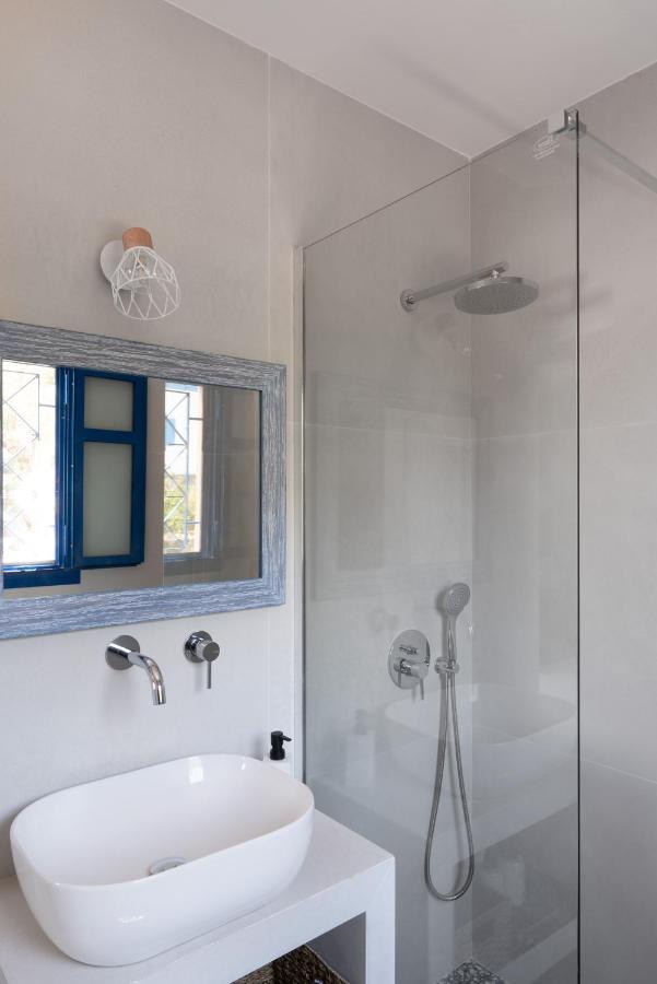 Absolute Perdika Aegina Villa Exterior photo